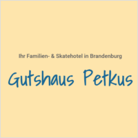Gutshaus Petkus: Familien- & Skatehotel in Brandenburg