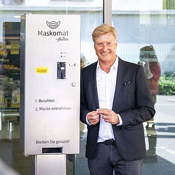 Flavura-Maskomat-Hamburg-Ole-von-Beust-Netto-Marken-Discount